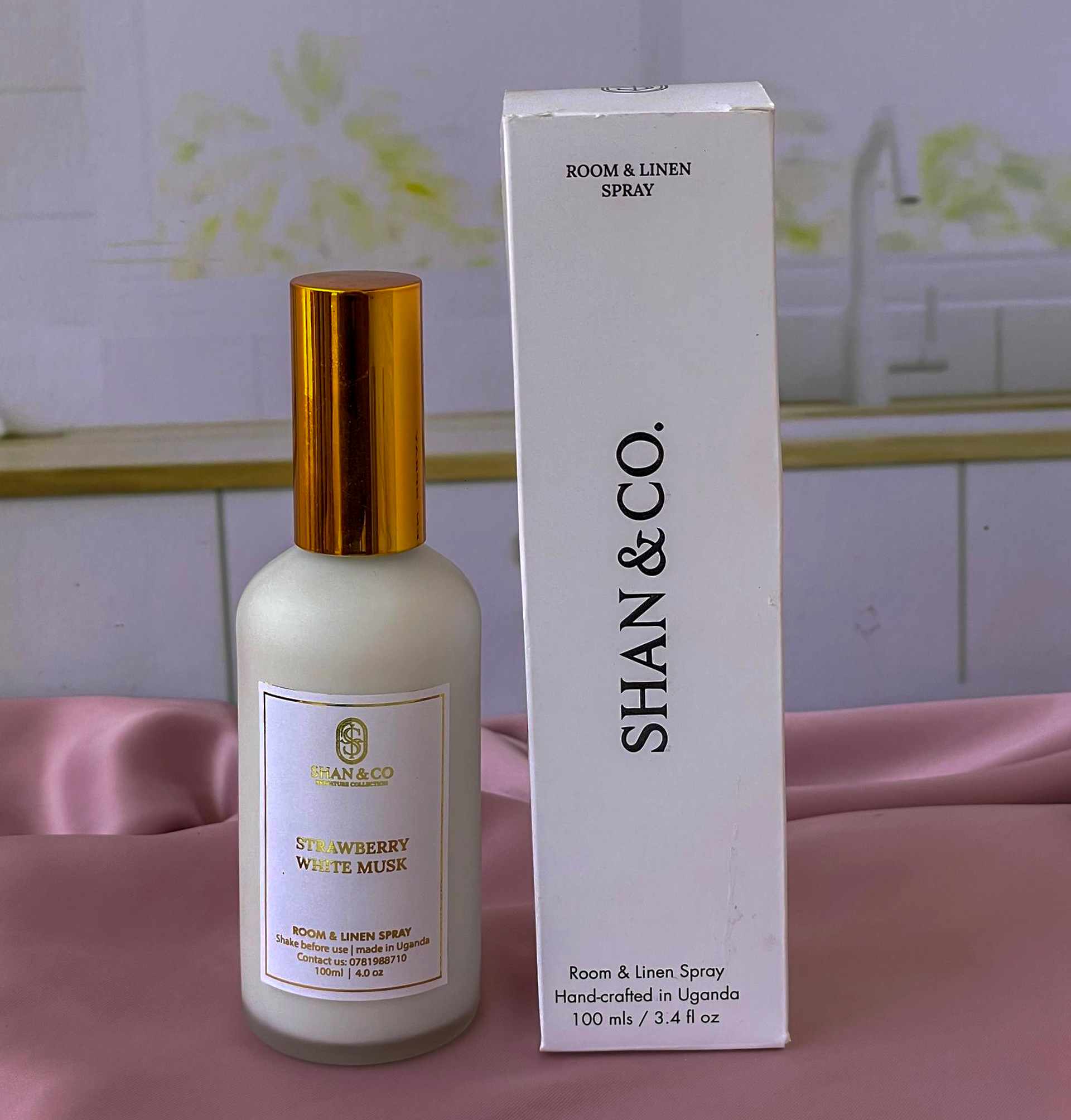 Strawberry White Musk Room & Linen Spray